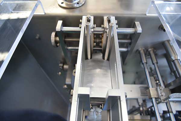 水平給袋式自動黄瓜视频免费视频采用預製包裝袋精美包裝