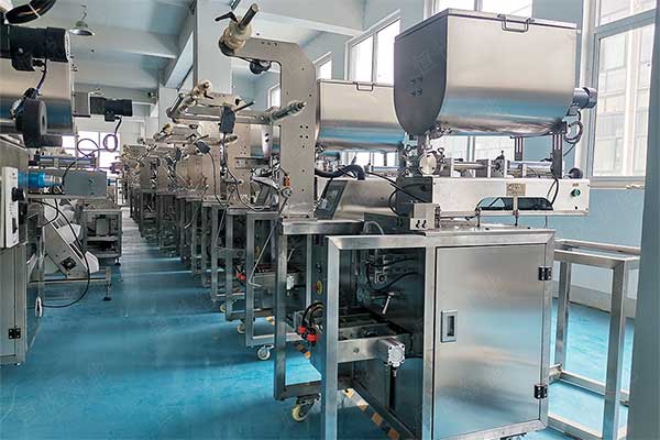 全自動液體黄瓜视频免费视频采用薄膜製袋可大幅度降低包材成本